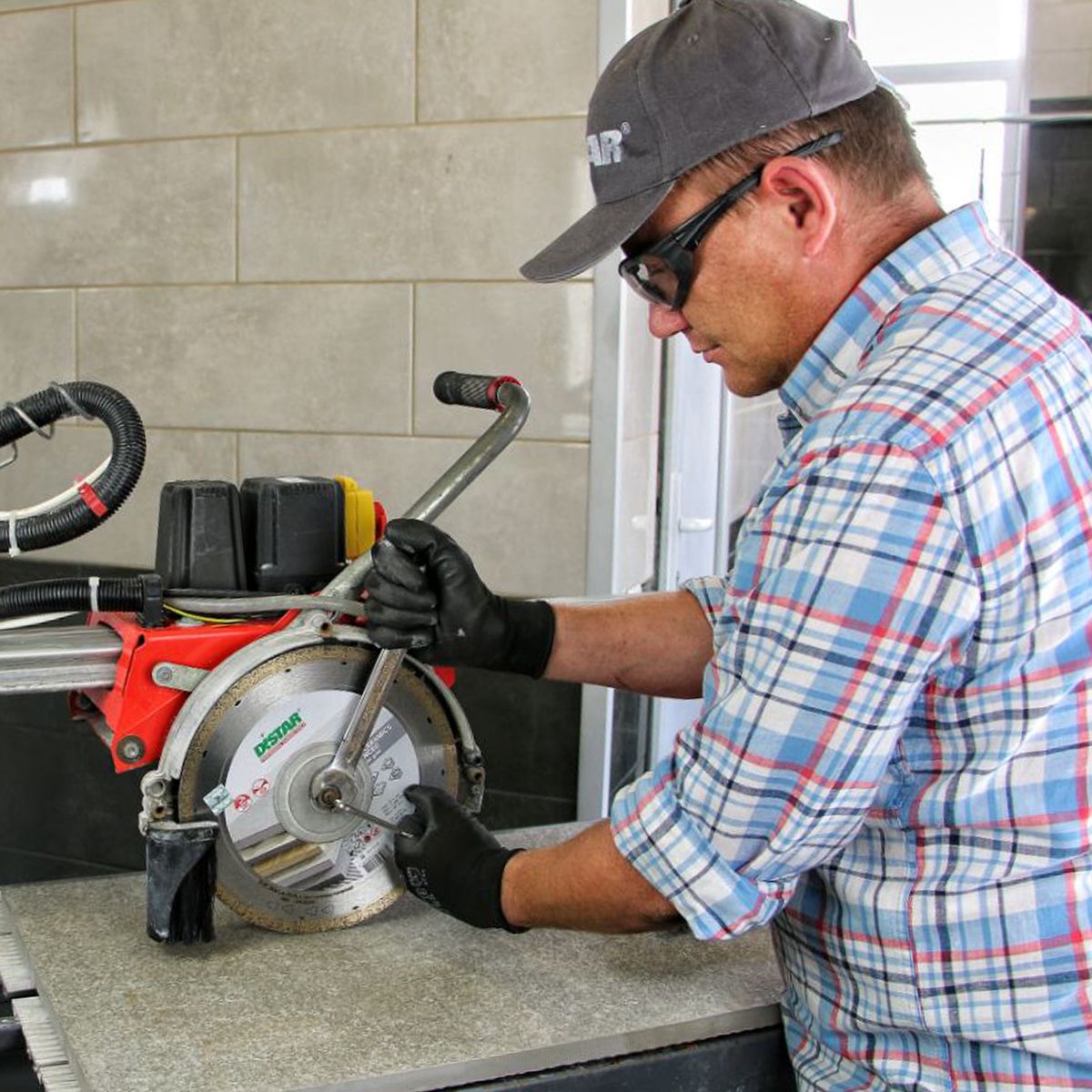 DISCO DE CORTE DE DIAMANTE 1A1R Ø 200 mm a Ø 300 mm CERÂMICA DURA AVANÇADA